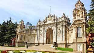 Dolmabahçe Palace